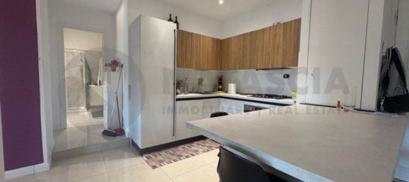 2 bedrooms Apartment in Florence, Italy No. 332769 21