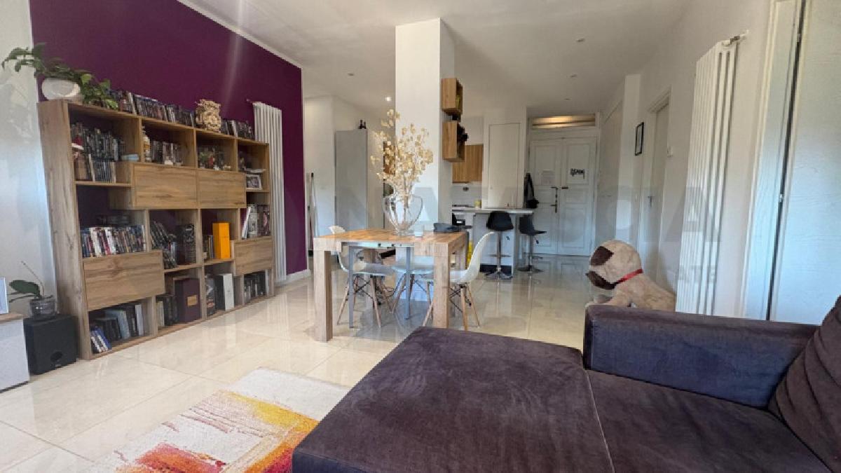 2 bedrooms Apartment in Florence, Italy No. 332769
