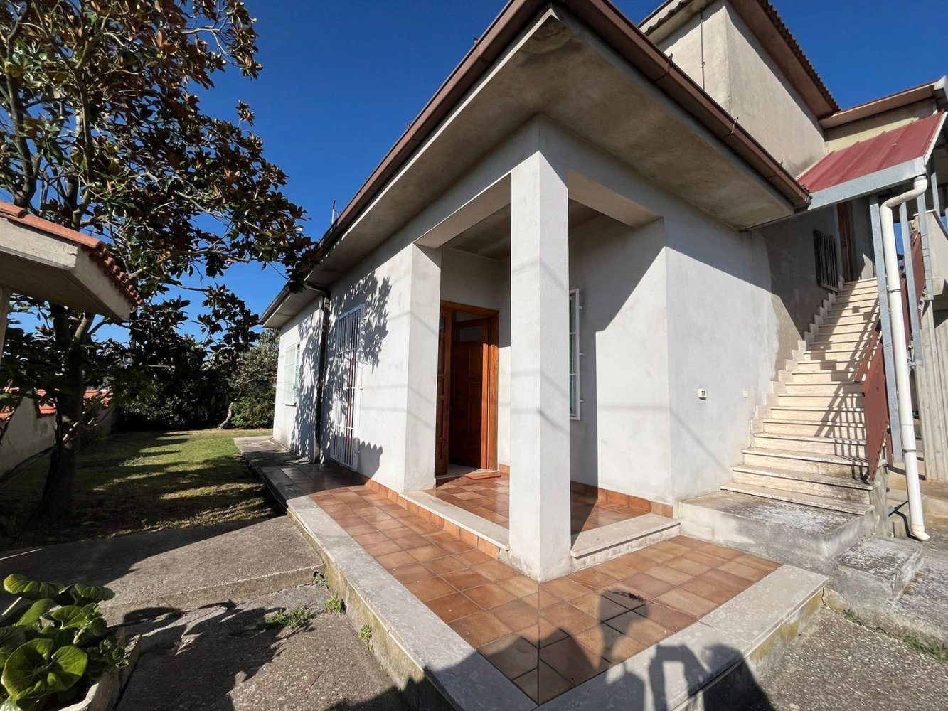 Casa de 5 divisões em Aprilia, Italy N.º 265157