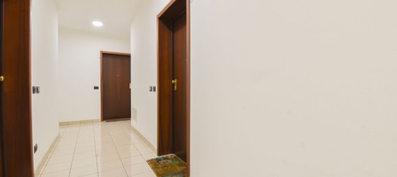 3 chambres Appartement à Modena, Italy No. 336671 21