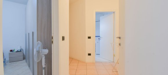 3 chambres Appartement à Modena, Italy No. 336671 6