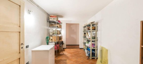 7 rooms Villa in Pietrasanta, Italy No. 107370 10