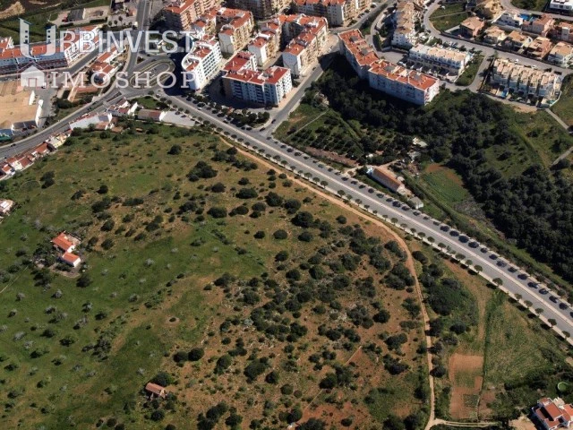  Land in Lagos, Portugal No. 152311
