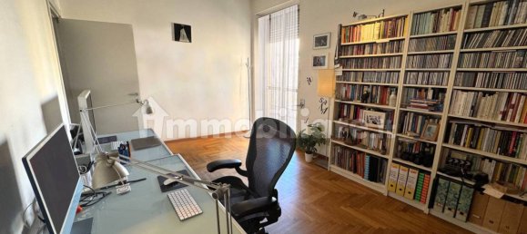 4 chambres Appartement à Opera, Italy No. 6957 25
