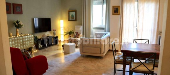 4 chambres Appartement à Opera, Italy No. 6957 32