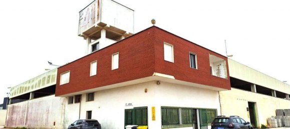 Entrepôt à Matino, Italy 17000m² No. 374908 2