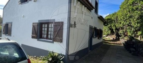 3 bedrooms House in Agua de Pau, Portugal No. 49216 2