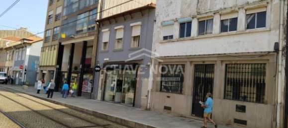 6 bedrooms House in Matosinhos, Portugal No. 57622 2