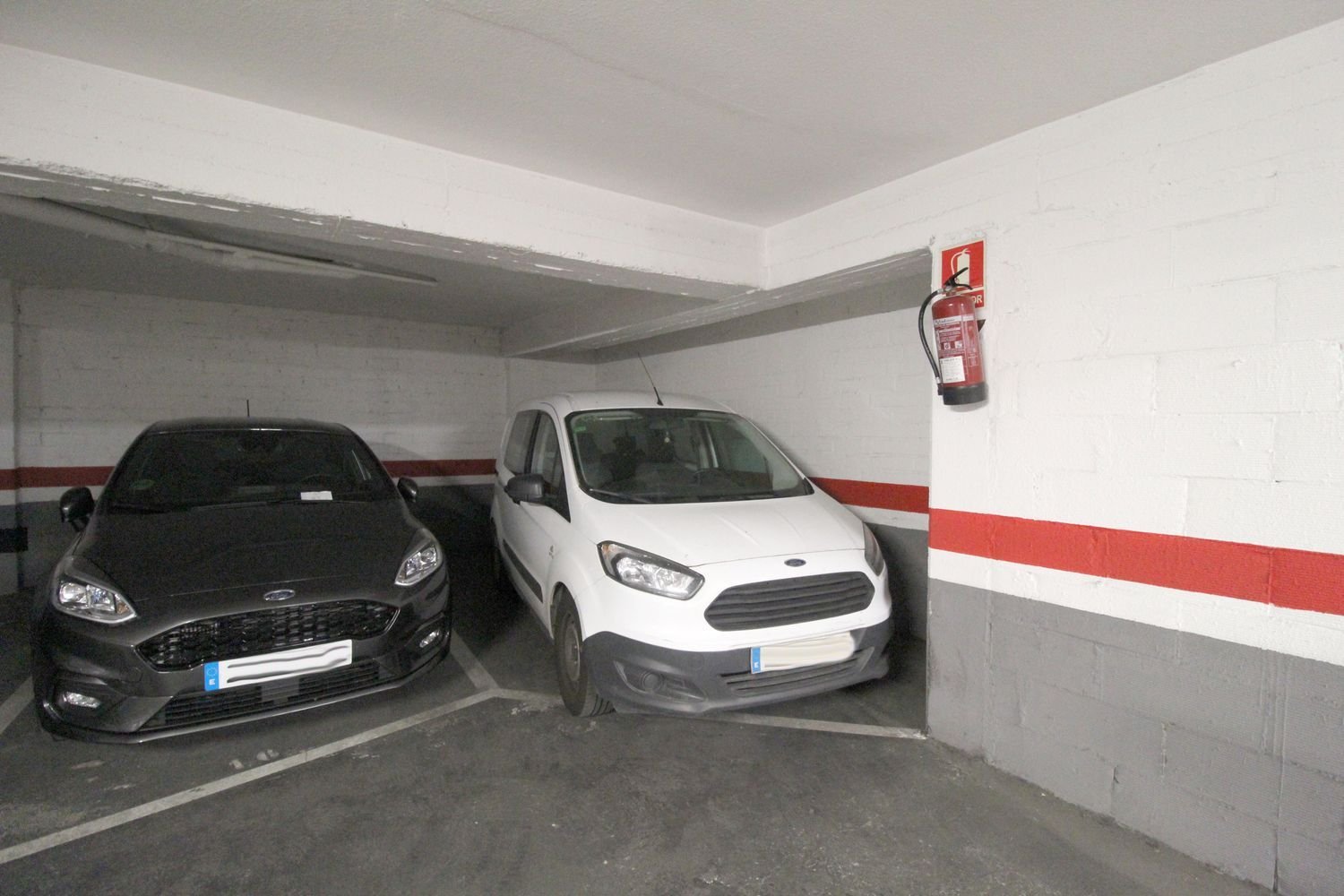 Гараж 13м² в Л'Оспиталет-де-Льобрегат, Испания № 205975