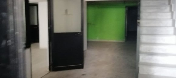 Gewerbliche Immobilie in Naples, Italy 387m², Nr. 93136 35