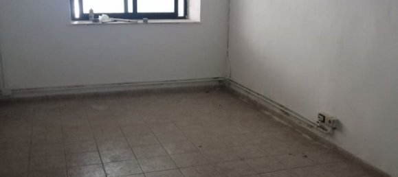 Gewerbliche Immobilie in Naples, Italy 387m², Nr. 93136 31