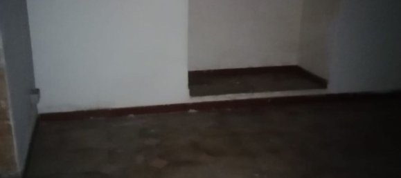 Gewerbliche Immobilie in Naples, Italy 387m², Nr. 93136 4