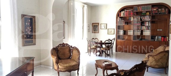 Apartamento de 3 dormitorios en Messina, Italy No. 31918 6