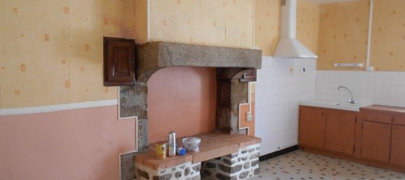 3 bedrooms Commercial property in Le Ham, France No. 1836 3