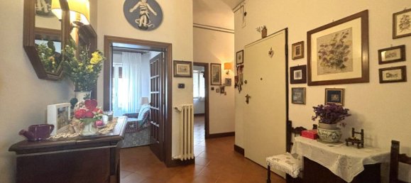 Apartamento de 3 dormitorios en Florence, Italy No. 320523 5