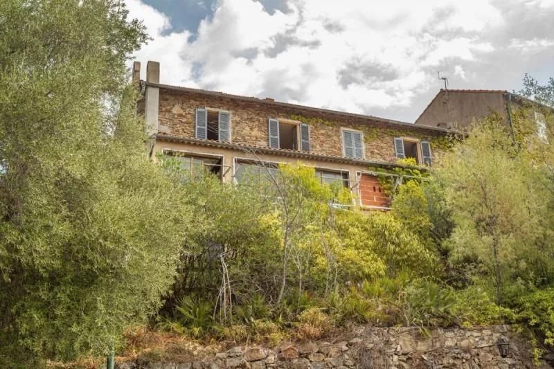 20 غرف نوم قطعة أرض في Grimaud, France رقم 38172