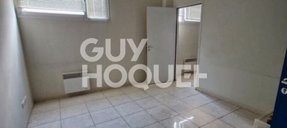 285m² Office in Marseille, France No. 342445 9