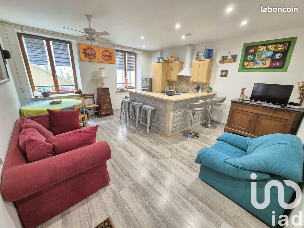 Dúplex de 2 dormitorios en Troyes, France No. 49165