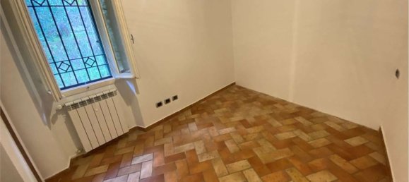 3 bedrooms Apartment in Prato, Italy No. 371934 15