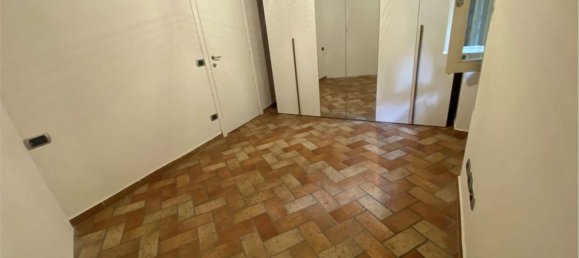 3 bedrooms Apartment in Prato, Italy No. 371934 14