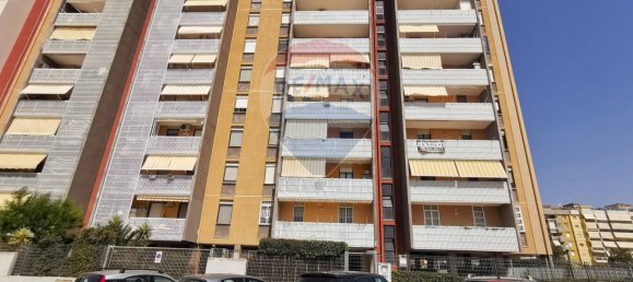 Квартира с 4 комнатами в Бари, Италия № 186996 20