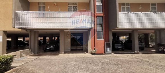 Квартира с 4 комнатами в Бари, Италия № 186996 18