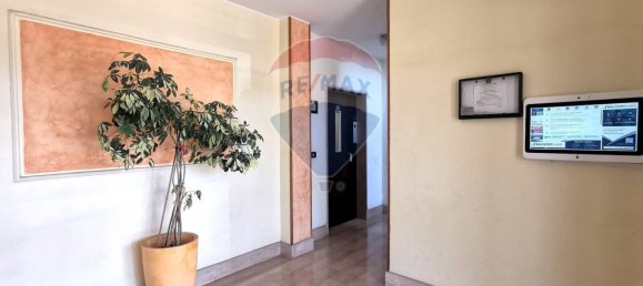 Квартира с 4 комнатами в Бари, Италия № 186996 3