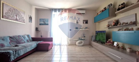 Квартира с 4 комнатами в Бари, Италия № 186996 6