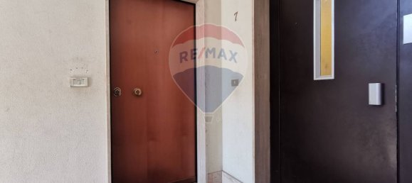 Квартира с 4 комнатами в Бари, Италия № 186996 21