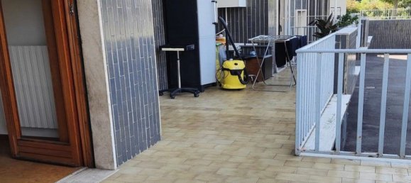 Gewerbliche Immobilie in Garbagnate Milanese, Italy 85m², Nr. 364782 8