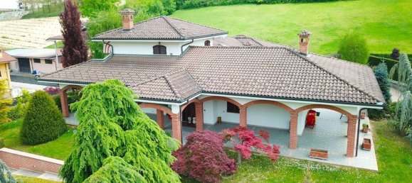 4 chambres Villa à Canale, Italy No. 152218 6