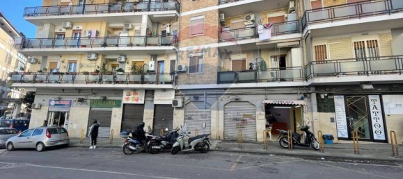 25m² Commercial property in Naples, Italy No. 258550 14