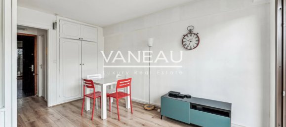 Студия в Нёйи-сюр-Сен, Франция № 168380 5