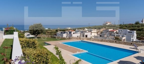 3 bedrooms Villa in Crete, Greece No. 8714 16