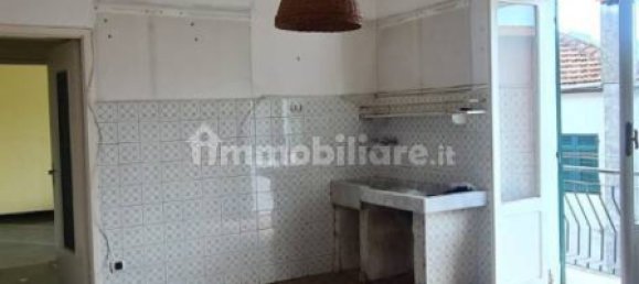 2 bedrooms Apartment in Davagna, Italy No. 280932 4