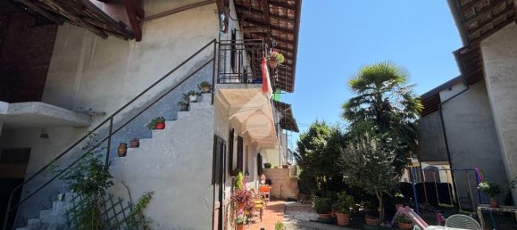 Casa de 2 dormitorios en Varallo Pombia, Italy No. 263963 9