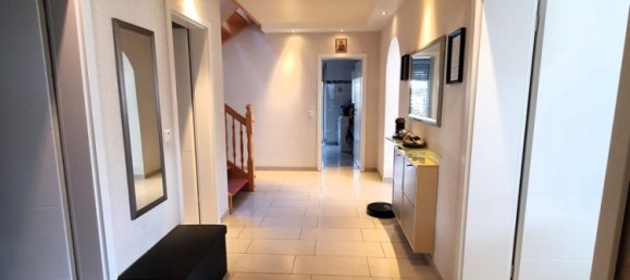 4 غرف نوم منزل في Rhein-Sieg, Germany رقم 262467 2