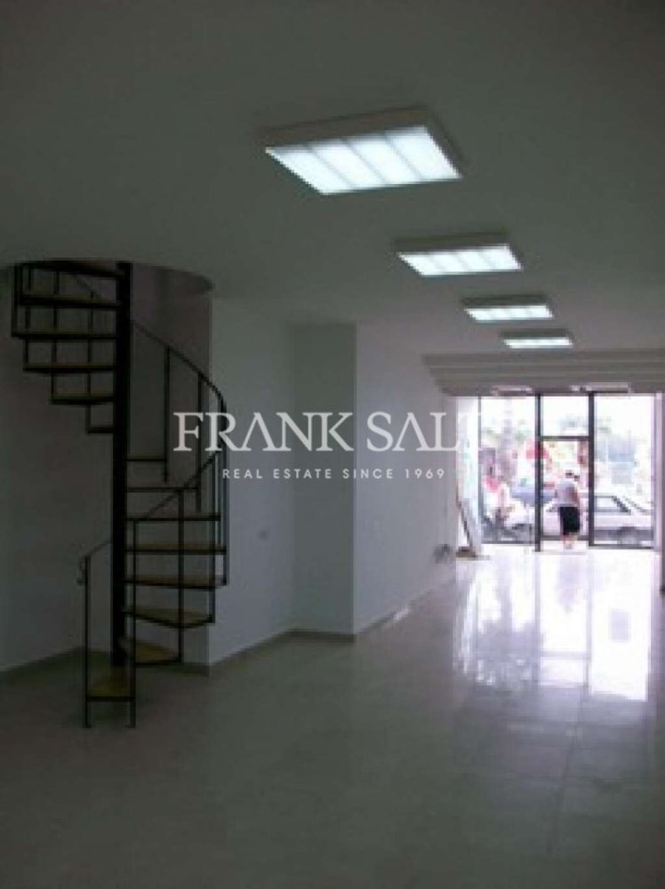 102m² Office in Gzira, Malta No. 11761