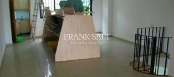 102m² Office in Gzira, Malta No. 11761 2