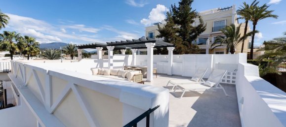 Ático de 3 dormitorios en Marbella, Spain No. 147192 8