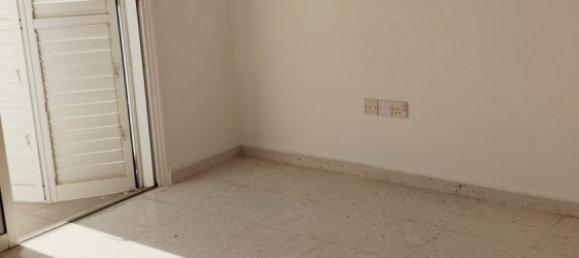 Adosado de 6 dormitorios en Oroklini, Cyprus No. 26513 15