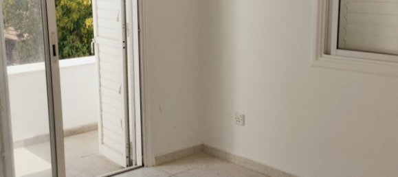 Adosado de 6 dormitorios en Oroklini, Cyprus No. 26513 12