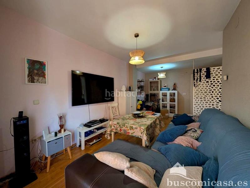 Apartamento de 2 dormitorios en Linares, Spain No. 210638