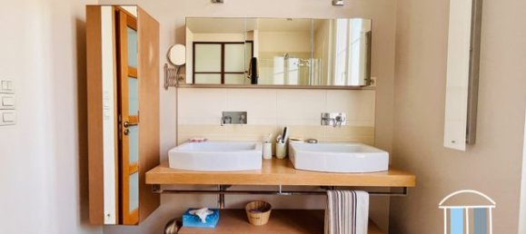  Castillos de 5 dormitorios en Le Havre, France No. 310665 10