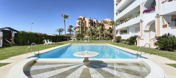 Apartamento de 2 dormitorios en Marbella, Spain No. 93985 5