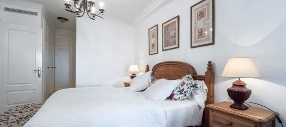 Apartamento de 2 dormitorios en Marbella, Spain No. 93985 16