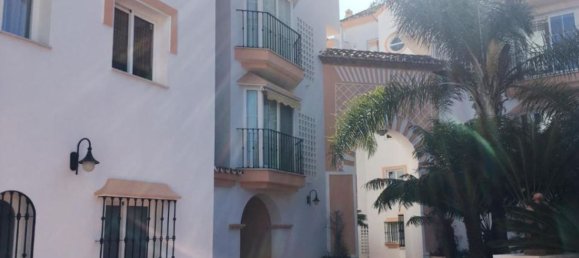 Apartamento de 2 dormitorios en Marbella, Spain No. 93985 36