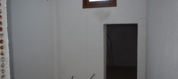 5 bedrooms Villa in Thessaloniki, Greece No. 1403 6