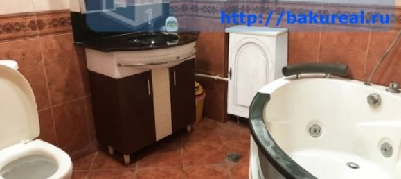 3 bedrooms Apartment in Baku, Azerbaijan No. 1 9