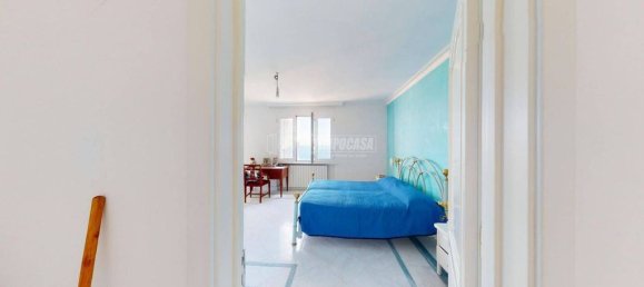 2 bedrooms Villa in Andrano, Italy No. 153283 4